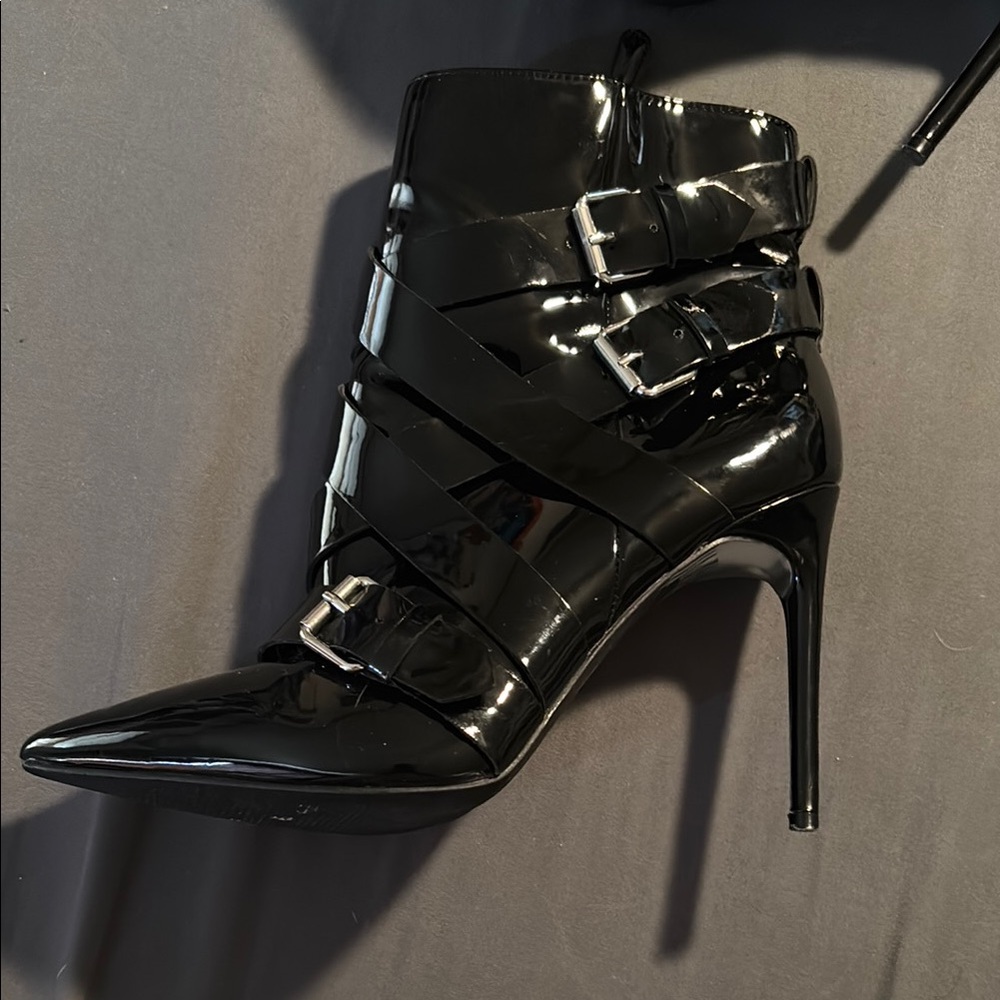 Jlo Black Patent Leather Ankle Boots